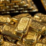 Harga Emas Naik Tajam