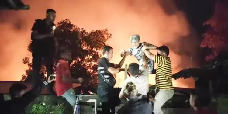 Tragedi Kebakaran Panti Jompo di Manado: 16 Orang Meninggal, Detik-Detik Evakuasi hingga Dugaan Sumber Api PusatFocus - Kebakaran Panti Jompo Di Manado