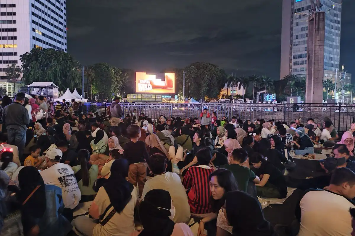 PusatFocus - Suasana Bundaran HI Jelang Malam Tahun Baru