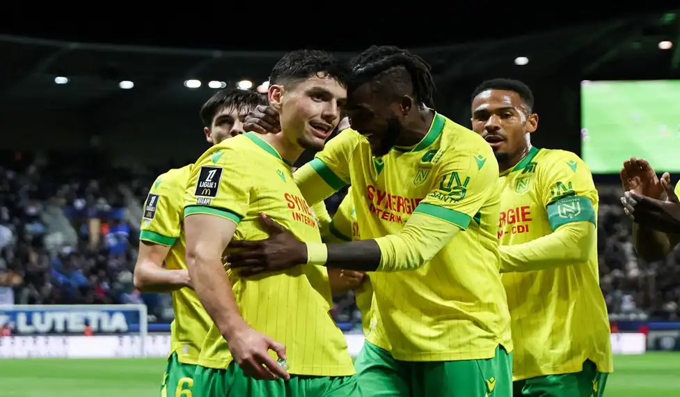 PusatFocus - Nantes Melawan Paris FC