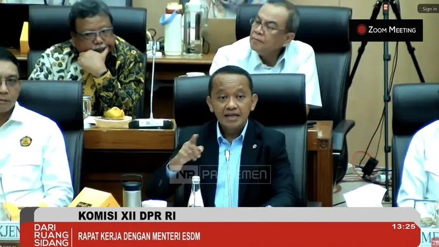 PusatFocus - Tegasan Bahlil Soal RI Stop Impor BBM 2027