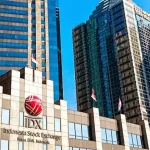 Bursa Efek Besok DiBuka, IHSG Jadi Kepungan Data AS Dan Perang
