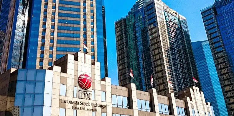 Bursa Efek Besok DiBuka, IHSG Jadi Kepungan Data AS Dan Perang