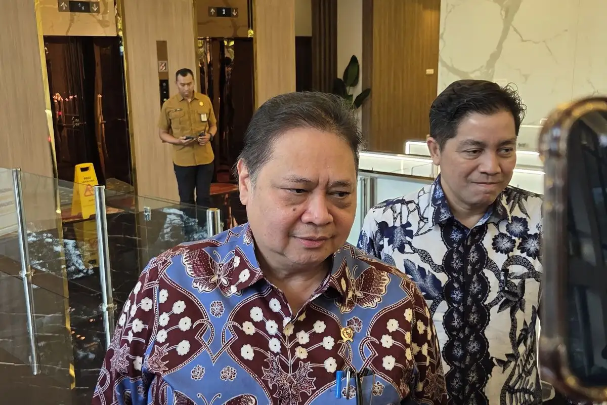 Harga BBM Subsidi Belum Akan Naik Ujar Menko Airlangga
